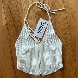 White knit cropped halter shirt